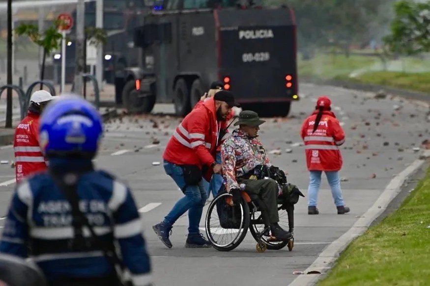 Tensión diplomática entre Colombia y Estados Unidos tras los violentos disturbios en Bogotá.
